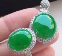 舊翡翠首飾回收，回收款項快速。